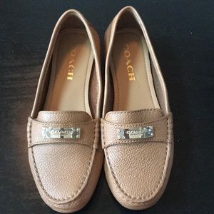 Coach Women's Classic Fredrica Round Toe Loafers